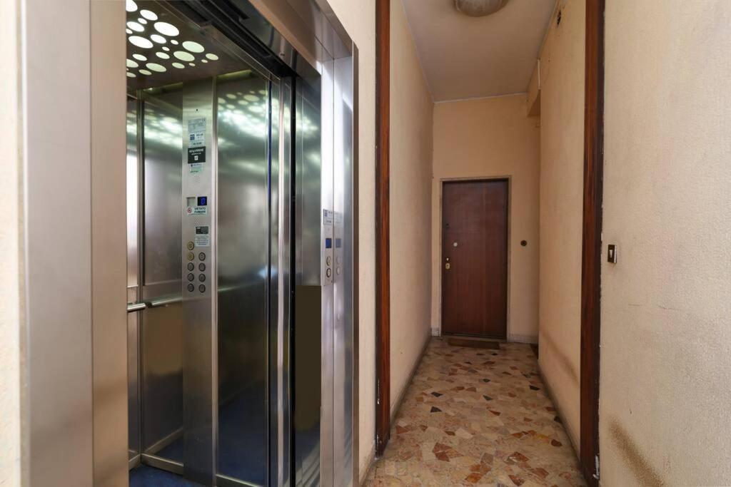 Modern And Quiet One Bedroom Apartment Near The M4 *