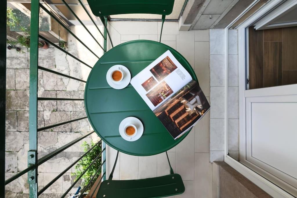 Modern And Quiet One Bedroom Apartment Near The M4 Apartment Milan