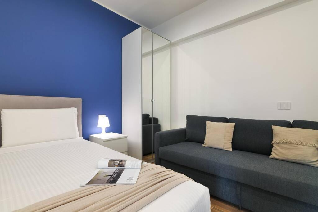Modern And Quiet One Bedroom Apartment Near The M4 Milan